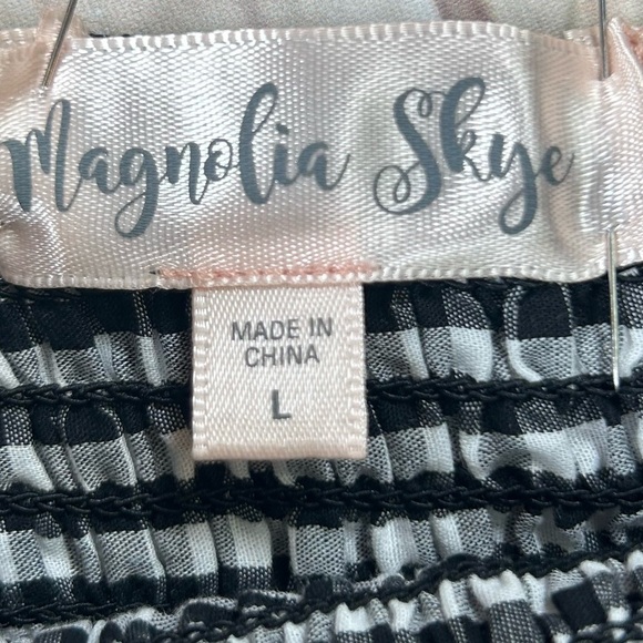 Cottagecore Coquette Girl Magnolia Skye Black and White Gingham Smocked Dress. - Picture 5 of 6